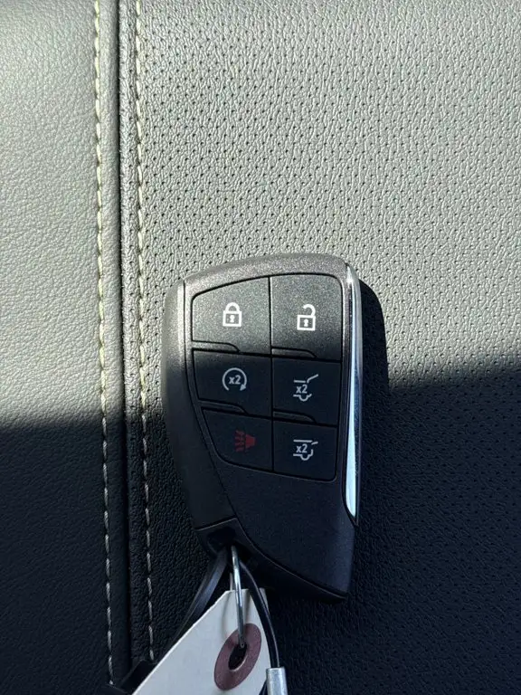 2026 GMC Yukon XL Elevation5787619488078438427