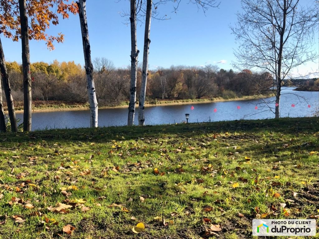 $449,000 - Residential Lot in Drummondville (Drummondville) — photo 1