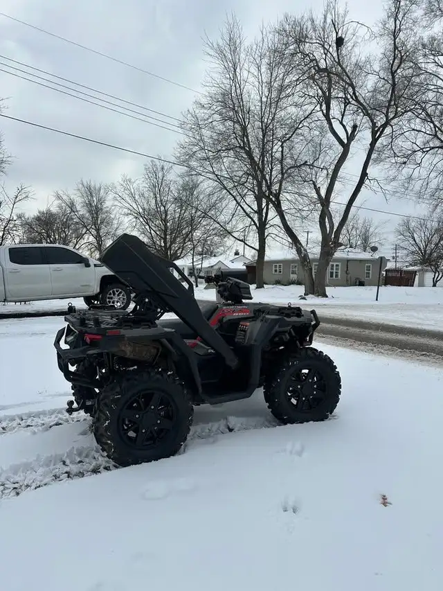 2017 POLARIS SPORTSMAN SP 850 H.O-BLACK! in ATVs in Sudbury - Image 5