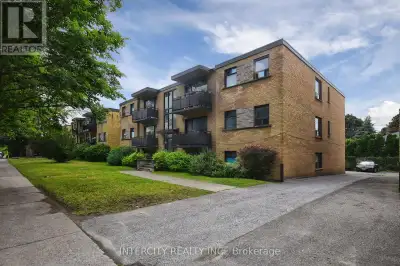 Rarely available! Solid 10 units multiplex on Wilson Ave, steps to Bathurst! Prime location! Short w...