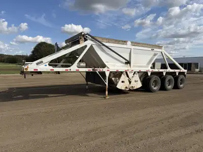 2006 CASTLETON 38 FT TRIDEM CROSS CLAM BOTTOM DUMP TRAILER - Air Ride Suspension, Electric Tarp, Die...