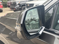 ALG Residual Value. This Cadillac Escalade 4WD delivers a Gas V8 6.2L/376 engine powering this Unkno... (image 6)