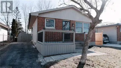 Welcome to 1072 Jalna Blvd in London's South end, with close proximity to the 401/402 for easy out o...