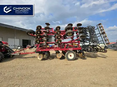 The 2016 Salford I-5125 Enforcer High Speed Disc offers a 25' working width with a combination of 20...