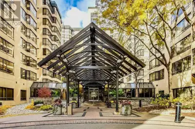Features: Bright south-west facing windows with unobstructed views, providing lots of natural light...