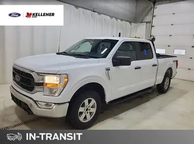 The 2022 Ford F-150 Crew Cab arrives equipped for serious performance with its formidable 3.5L V6 Ec...