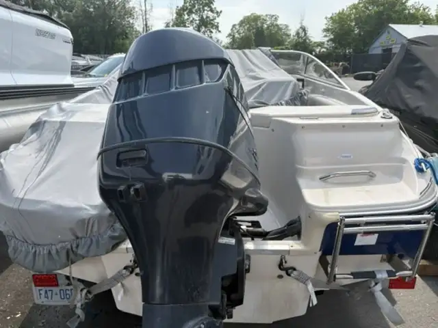 2002 Glastron 190 in Powerboats & Motorboats in Trenton - Image 3