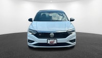 This 2021 Volkswagen Jetta Highline R-Line is a sleek sedan with a sunroof, back camera, and alloy w... (image 1)