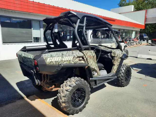 2019 Can-Am Commander XT 1000 R Low Kms in ATVs in Bridgewater - Image 12