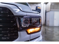 **ONE OWNER - ACCIDENT FREE** ORIGINAL FACTORY PRICE $100,030 212 KM This 2024 Ram 3500 4x4 Crew Cab... (image 5)