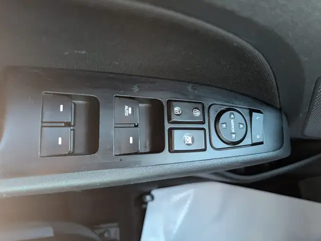 2018 HYUNDAI ELANTRA SEL* BACK UP*HEATED SEATS*B.SPOT in Cars & Trucks in City of Toronto - Image 16