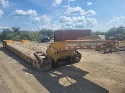 1995 Eager Beaver 3 axle Float trailer for sale in the Ottawa area. Tires 255/70r22.5. Comes with GX...