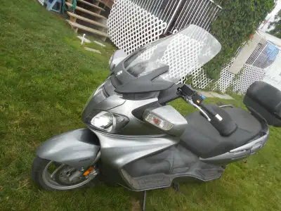 Suzuki Bergman 650 Executive 29116 Kms Automatic High End Model Power Mirrors And Windshield Also La...