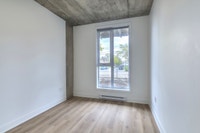 Apartment for rent logement locatif-Studio-2.5-2 1/2-1cc-VSL Montreal TMR-Vanier-metro du college de... (image 1)