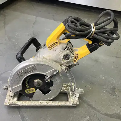 DEWALT 7-1/4" Worm Drive Circular Saw (DWS535), View more