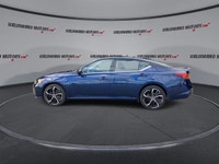 This Nissan Altima has a dependable Gas 4cyl 2.5 L engine powering this Variable transmission. Sunro... (image 4)