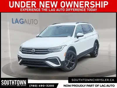 Experience the Volkswagen Tiguan Comfortline with only 66530 km on the odometer. Finished in a sleek...