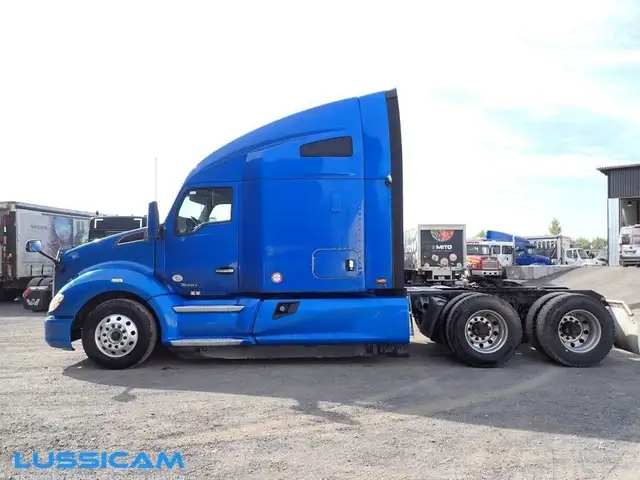 2020 Kenworth T680 in Heavy Equipment in Longueuil / South Shore - Image 5