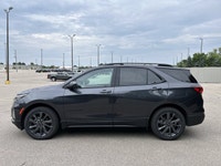 // SINGLE OWNER! // This 2022 Chevrolet Equinox RS AWD is a smart choice for drivers who want sporty... (image 9)
