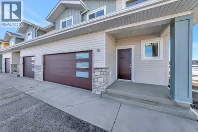 Welcome to this stylish and functional 2-storey end unit townhouse, offering comfort, space, and tho...
