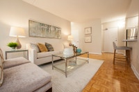 SPACIOUS 1 BEDROOM DEN APARTMENT FOR RENT IN NEWMARKET! SELECT APARTMENTS REVITALIZED WITH MODERN FI... (image 3)