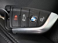 Just Arrived! One Owner, Clean Carfax! Equipped with the Premium Essential Package, Panoramic Sunroo... (image 6)