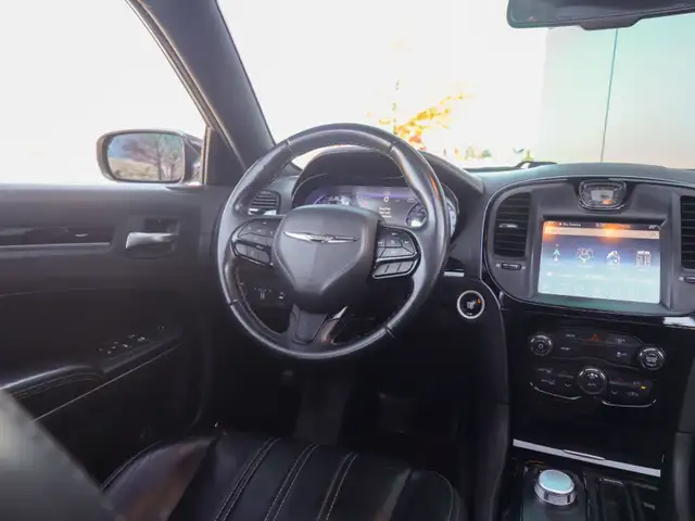 2017 Chrysler 3006045798473780633613