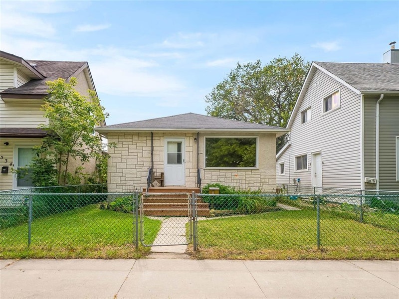 532 Giroux Street Winnipeg, Manitoba Houses for Sale Winnipeg Kijiji