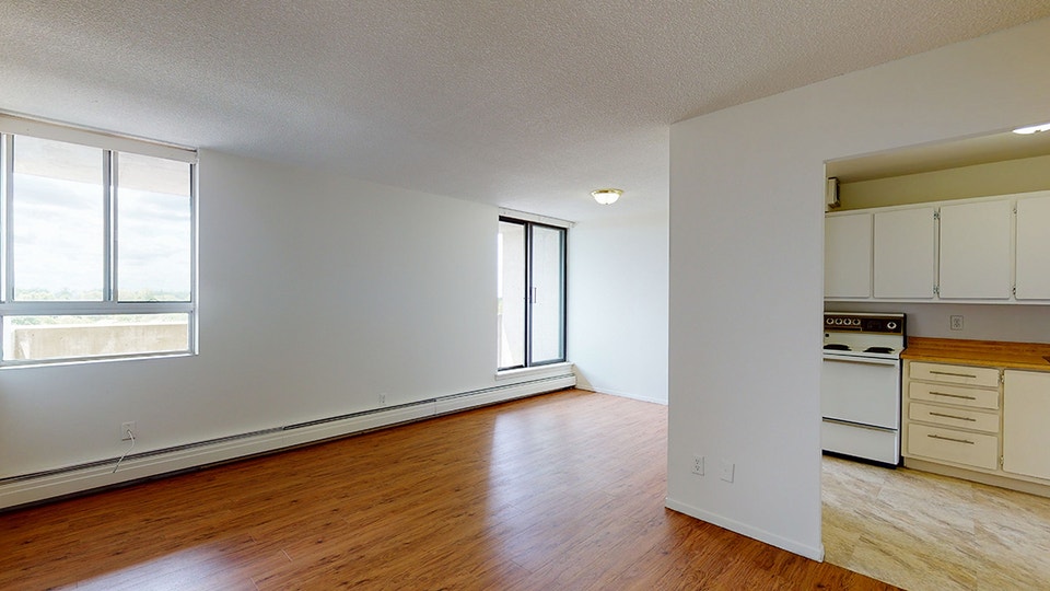 2 Bedroom 1 Bathroom Available Oct/Nov 3