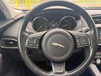The 2018 Jaguar F-PACE 25t AWD Premium is a remarkable SUV that perfectly balances luxury and perfor... (image 8)