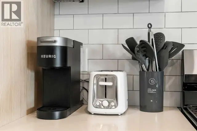 Unit 3, 1313 20 Avenue NW Calgary, Alberta in Long Term Rentals in Calgary - Image 24