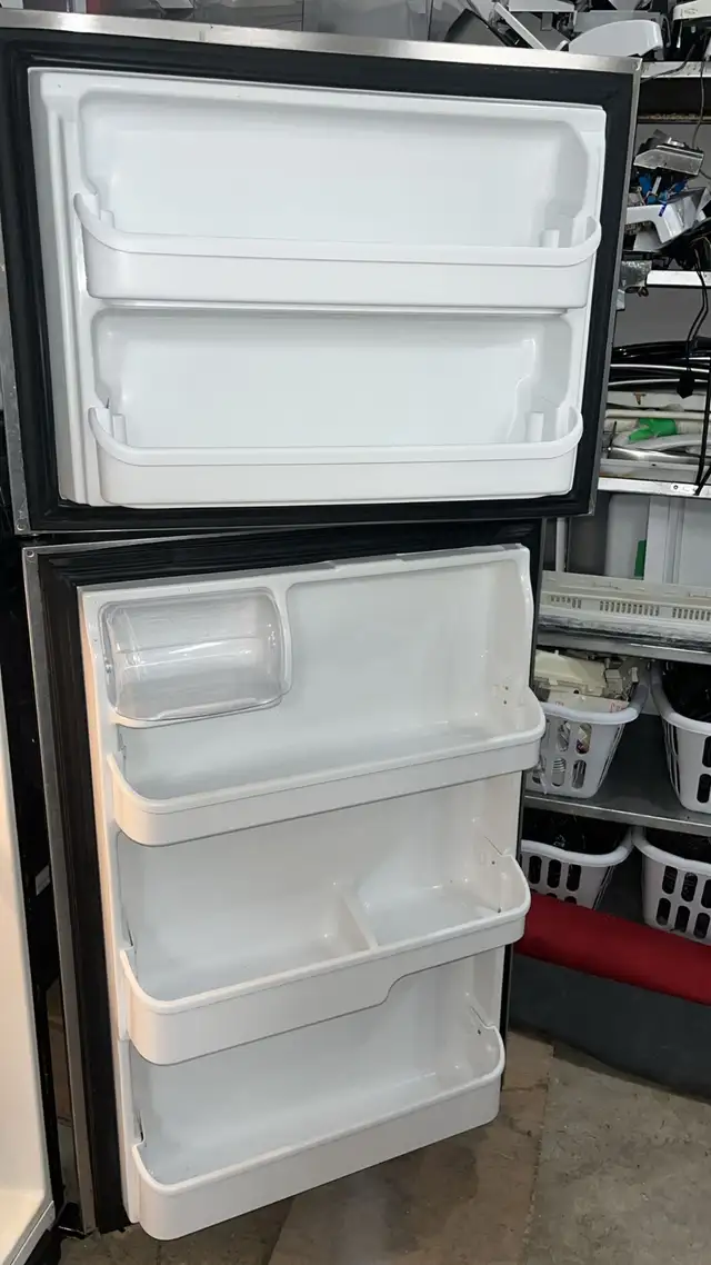 Frigidaire Stainless Stell 30” Refrigerator Fully Tested in Refrigerators in Kitchener / Waterloo - Image 5