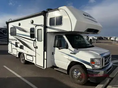 Forest River Sunseeker LE Class C gas motorhome 2350SLE Ford highlights: U-Shaped Dinette Flip-Up Co...