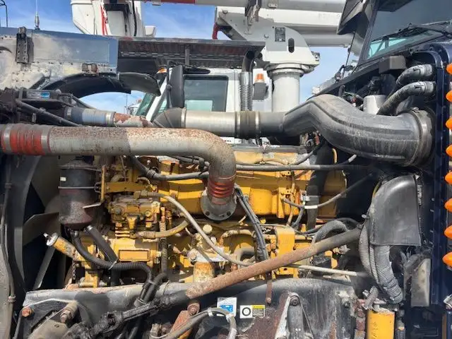2003 PETERBILT 379 in Heavy Trucks in Ottawa - Image 18