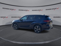 // ACCIDENT FREE!! // Meet the 2022 Toyota Highlander XSE AWD, a sporty and well-equipped SUV built... (image 5)