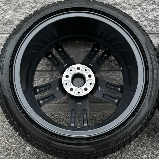 (98%) 4x BMW 5 | 8 Series 19" OEM Winter Wheels Package in Tires & Rims in City of Toronto - Image 7