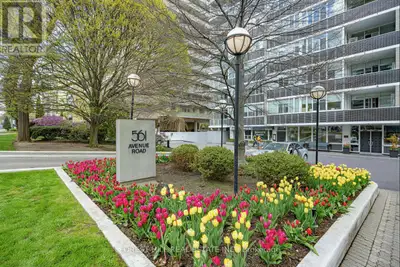 Fabulous rental building with Concierge. Oversized 3 bedroom with 2427 sq. ft! Just renovated with n...