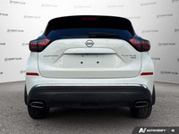 Snag a score on this 2023 Nissan Murano Platinum before it's too late. Spacious yet easy to maneuver... (image 5)