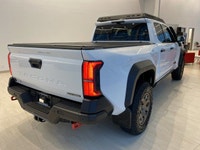 *Vehicle history form conveniently located in vehicle photos. AMVIC LICENSED DEALER ... Engine: Inte... (image 6)