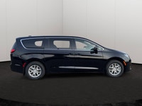 This 2026 CHRYSLER VOYAGER LX has the following options Caprice Leatherette Bucket Seats, Remote Sta... (image 5)