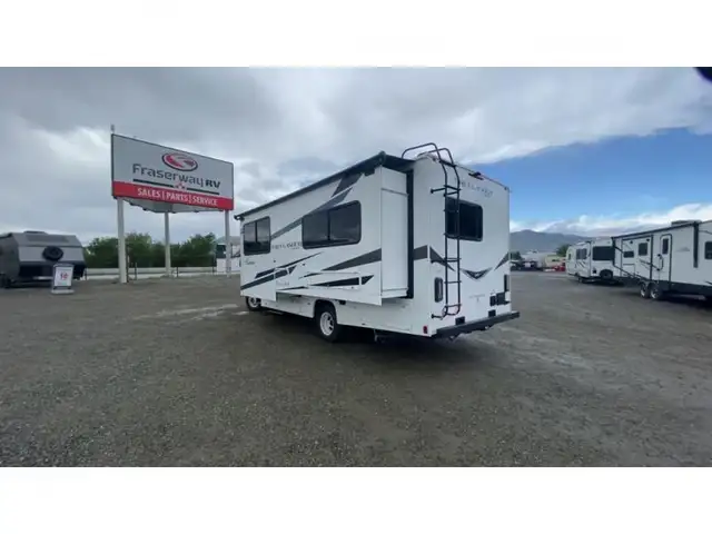 2024 Coachmen RV Freelander 23FS in RVs & Motorhomes in Kamloops - Image 7