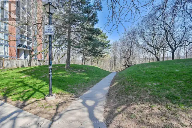 116 - 75 GLENBURN COURT N Hamilton (Riverdale), Ontario in Condos for Sale in Oakville / Halton Region - Image 34