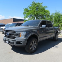 Check out this sleek 2020 Ford F-150 LARIAT FX4 4x4 SuperCrew with a powerful 6 Cylinder engine and... (image 4)