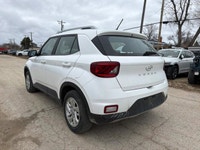 | Apple CarPlay & Android Auto | Heated Front Bucket Seats (3-Stage) | Heated Steering Wheel | Fully... (image 3)