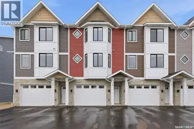 Welcome to 129–3220 11th Street West, a brand new, contemporary 3-storey townhouse offering the perf...