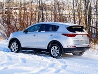 The 2017 Kia Sportage LX delivers a blend of practicality and modern design, making it an excellent... (image 5)