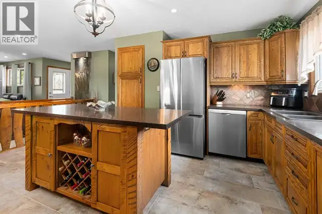 274048 Rge Rd 261 Rural Rocky View County, Alberta in Houses for Sale in Calgary - Image 16