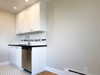 Current Promotions Please view our available units by clicking on the virtual tour below. Call now:... (image 8)