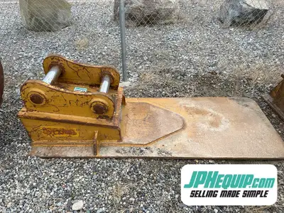 Cat 336 Excavator Spoon WE SHIP DIRECT TO YOU, USA, and Worldwide!! Financing Available Stock Number...