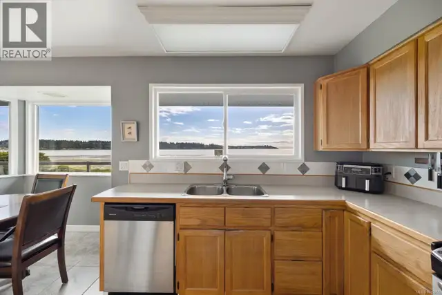 3440 Sandpiper Dr Courtenay, British Columbia in Houses for Sale in Comox / Courtenay / Cumberland - Image 20